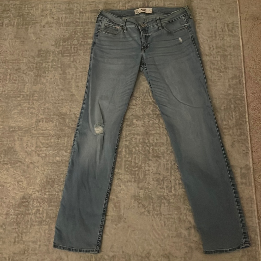 Women’s Low Rise Hollister Blue Jeans